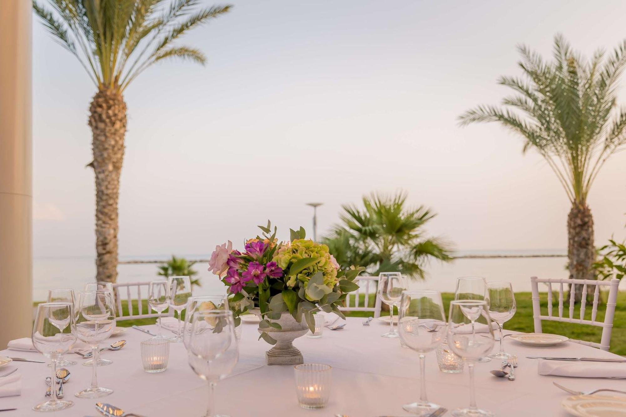 Radisson Beach Resort Larnaca Exteriér fotografie