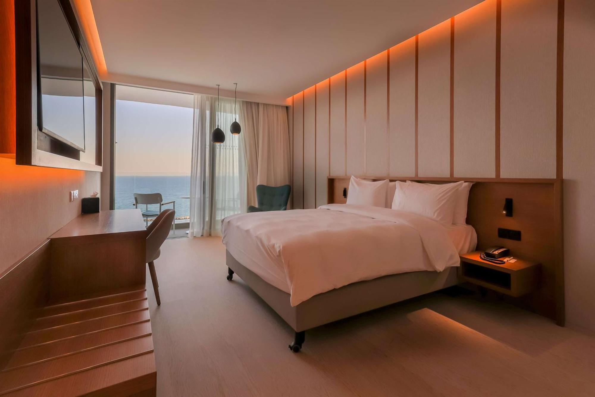 Radisson Beach Resort Larnaca Exteriér fotografie