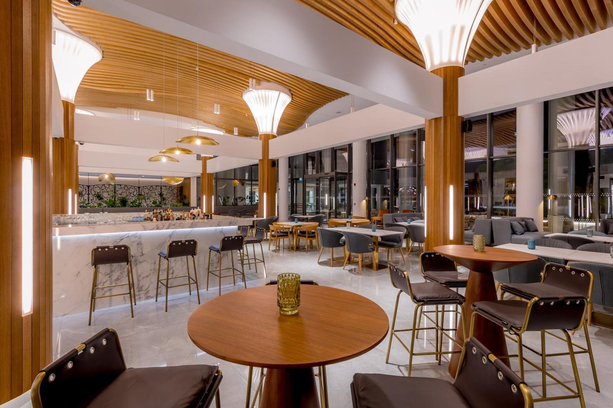 Radisson Beach Resort Larnaca Exteriér fotografie
