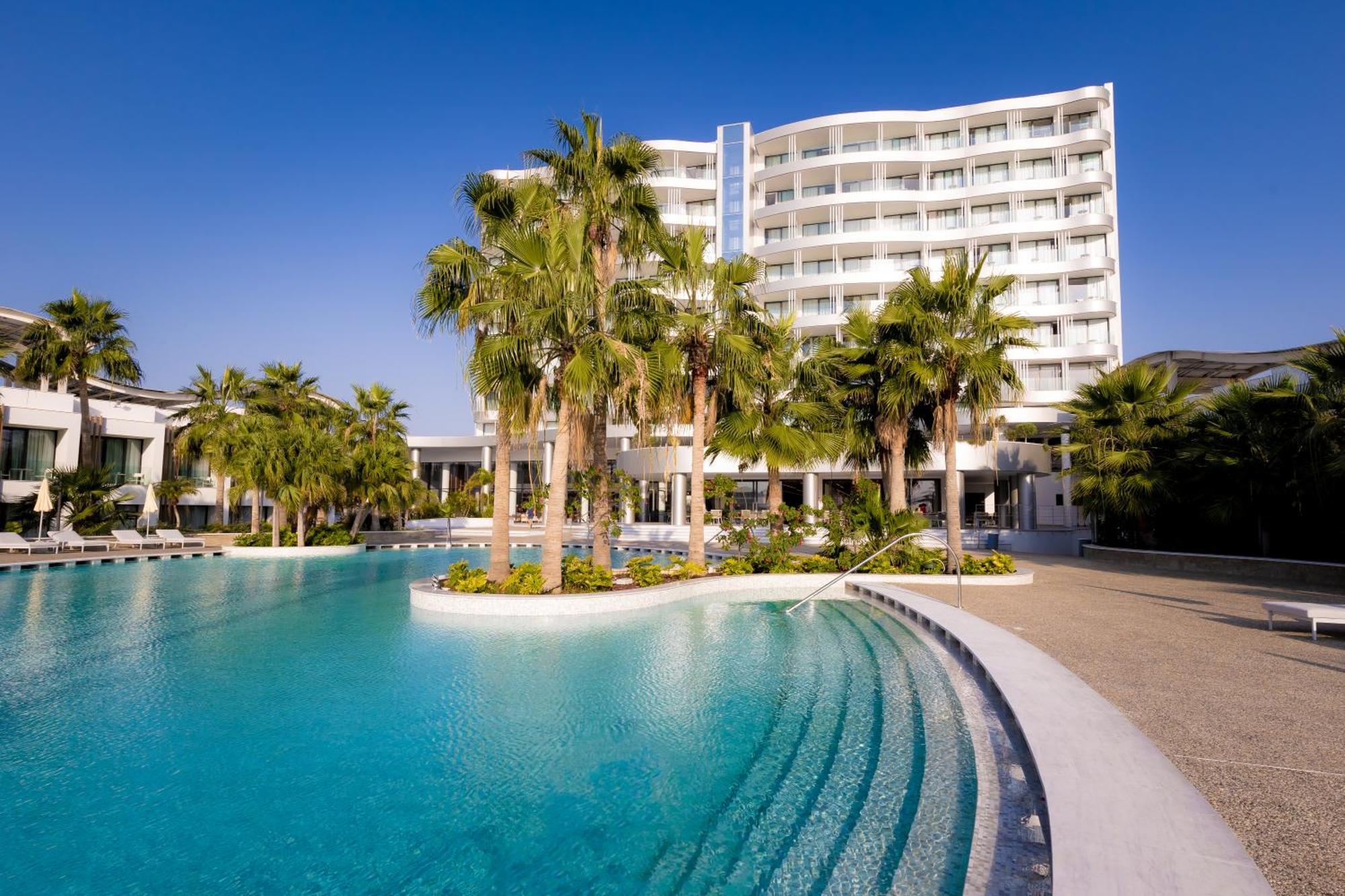 Radisson Beach Resort Larnaca Exteriér fotografie
