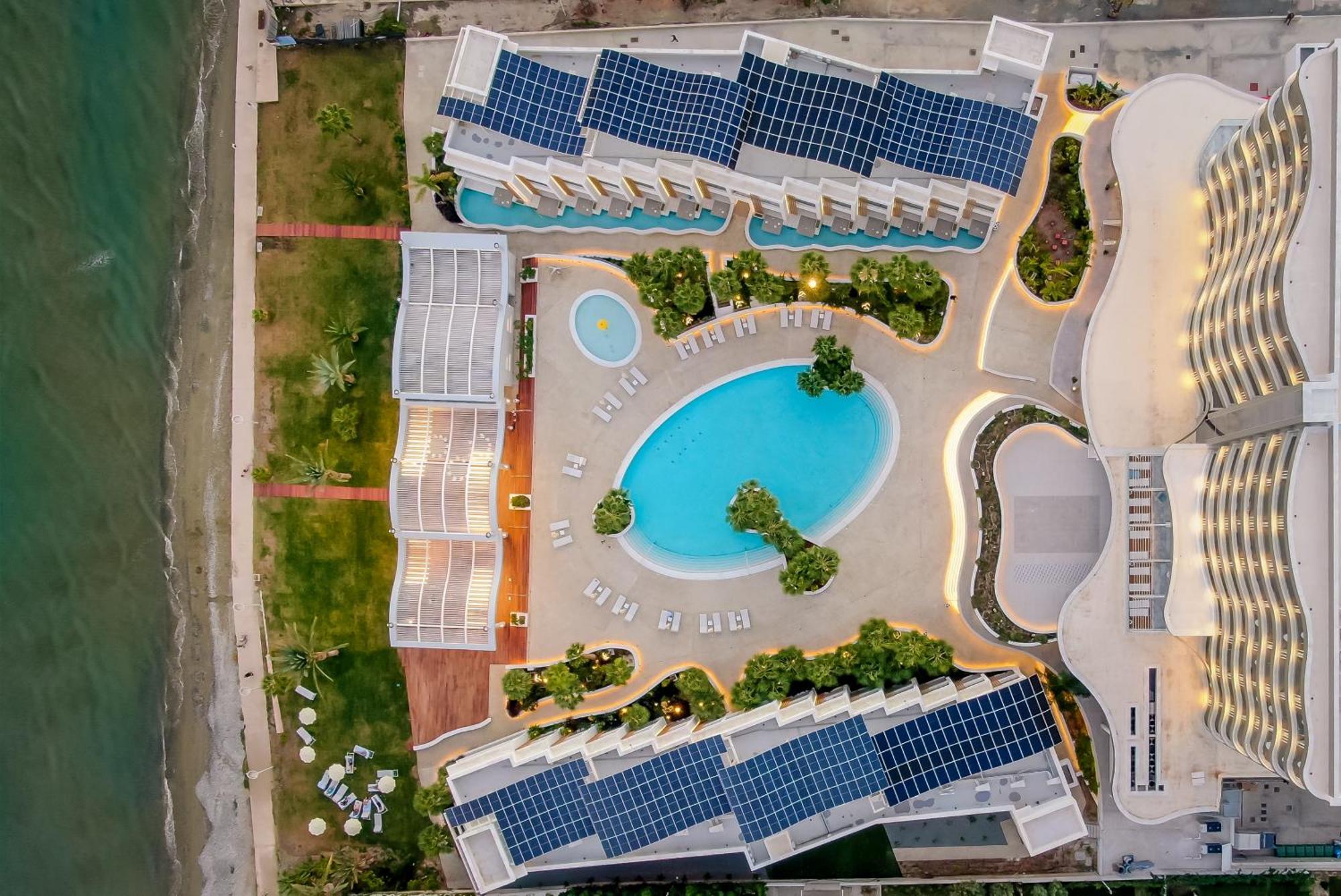 Radisson Beach Resort Larnaca Exteriér fotografie
