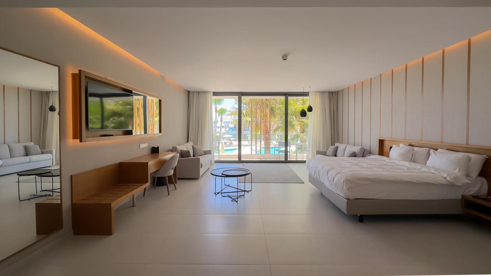 Radisson Beach Resort Larnaca Exteriér fotografie