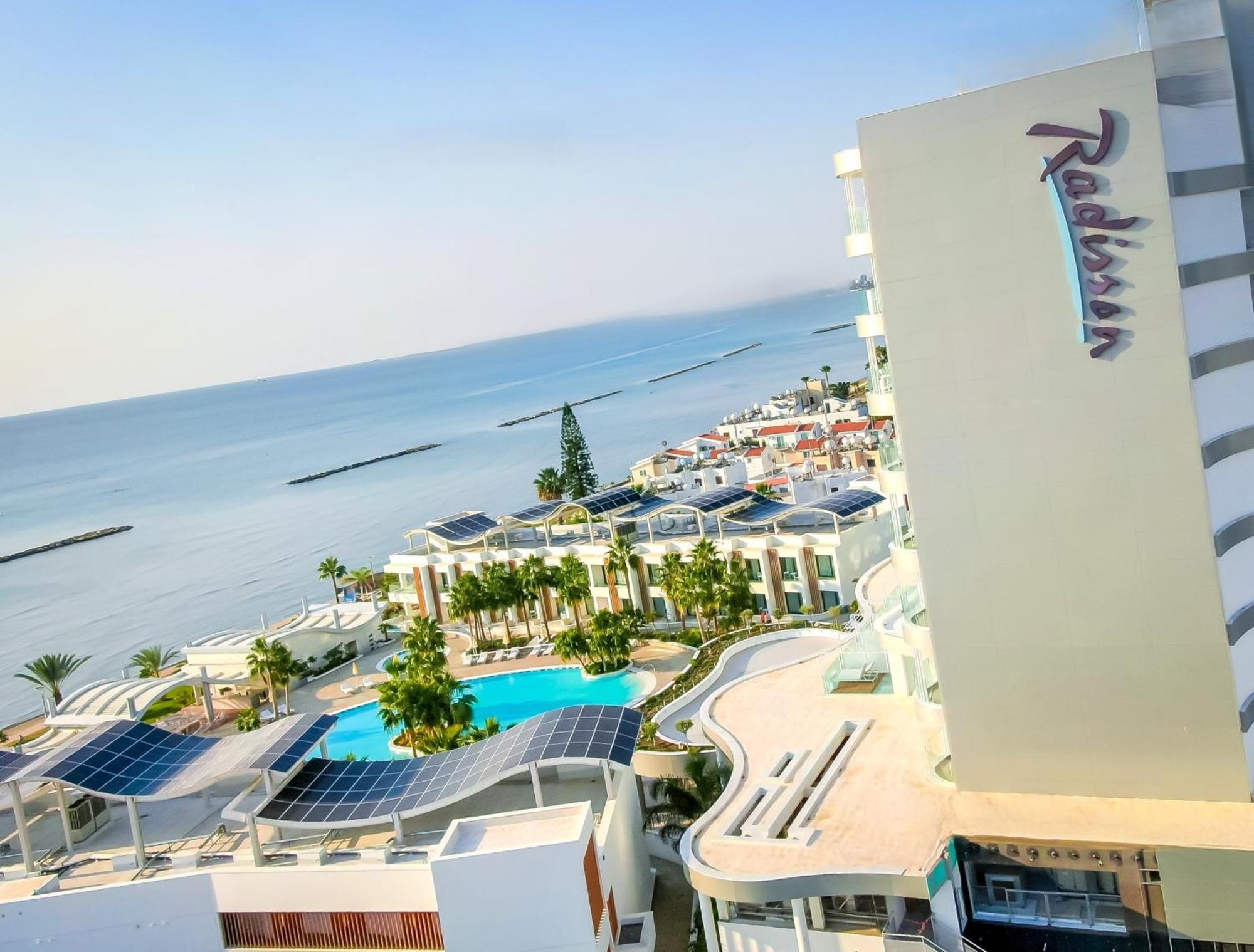 Radisson Beach Resort Larnaca Exteriér fotografie