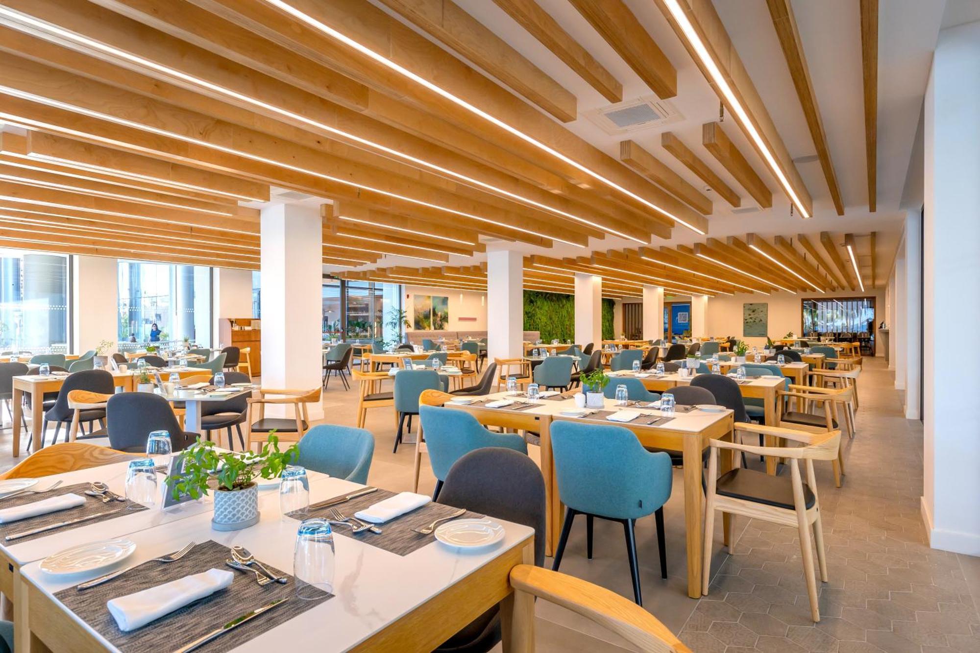 Radisson Beach Resort Larnaca Exteriér fotografie